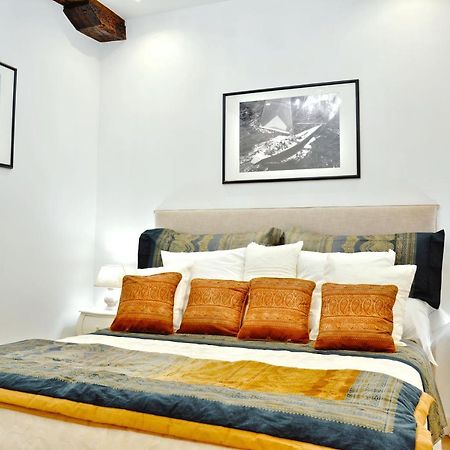 Lux Cityhall + Parking Bilbao Ngoại thất bức ảnh